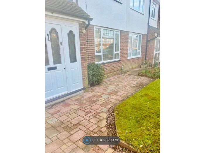 4 Bedroom Semi-Detached House To Rent In Saxon Close, Uxbridge, UB8