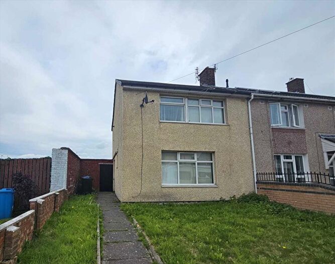2 Bedroom End Of Terrace House To Rent In Aldford Road, Kirkby, Liverpool, L32