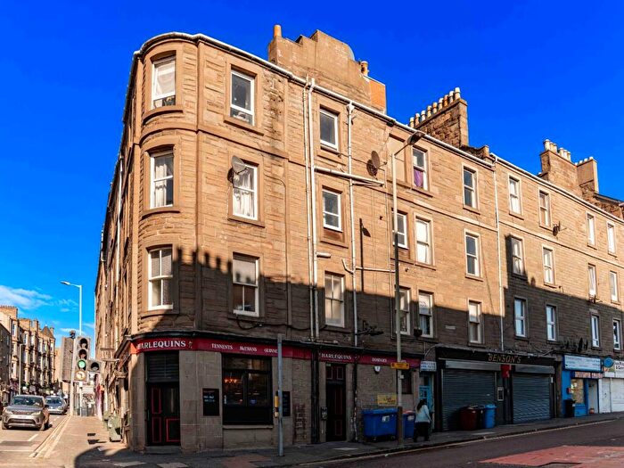 3 Bedroom Flat To Rent In Arbroath Road, Dundee, DD4