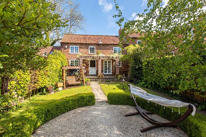 3 Bedroom Cottage For Sale In The Granary, York, YO60