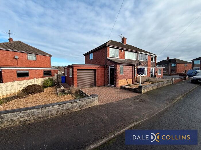 3 Bedroom Semi-Detached House For Sale In Denstone Crescent, Blurton, ST3