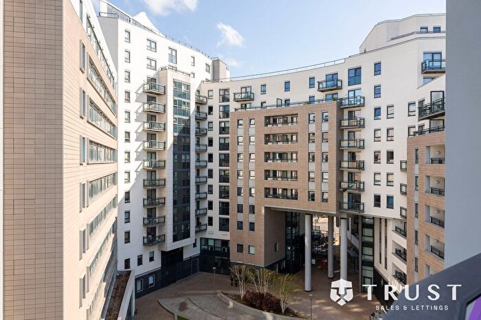 2 Bedroom Flat For Sale In East Street, The Gateway West East Street, LS9
