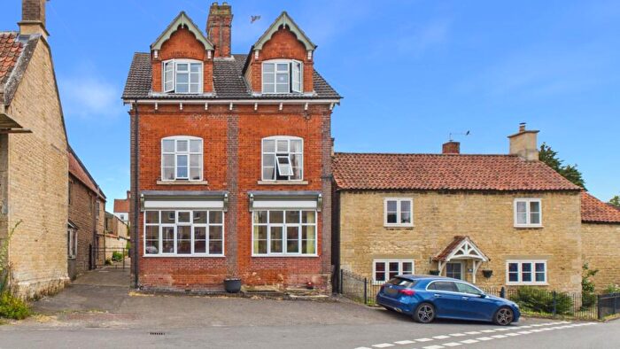 4 Bedroom Detached House For Sale In Market Place, Corby Glen, NG33