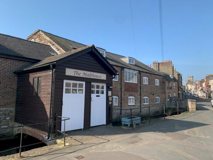 2 Bedroom House To Rent In London Road, Dorchester, DT1