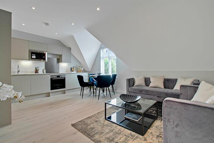 2 Bedroom Flat For Sale In Anson Road, Willesden Green, NW2