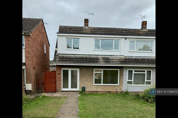 3 Bedroom Semi-Detached House To Rent In Dunster Gardens, Nailsea, Bristol, BS48