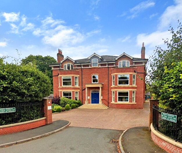 2 Bedroom Flat For Sale In Osborne House, Alderley Road, Wilmslow, SK9