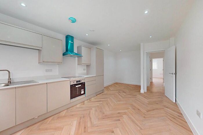 1 Bedroom Flat To Rent In Burslem Street, London, E1