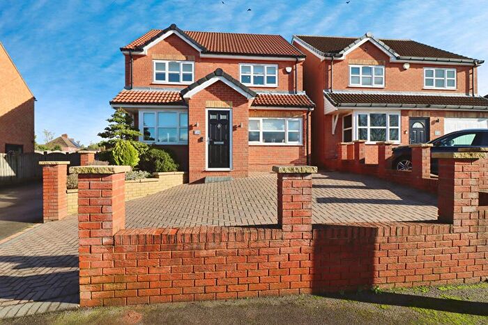 3 Bedroom Detached House For Sale In Pryor Mede, Sheffield, S26