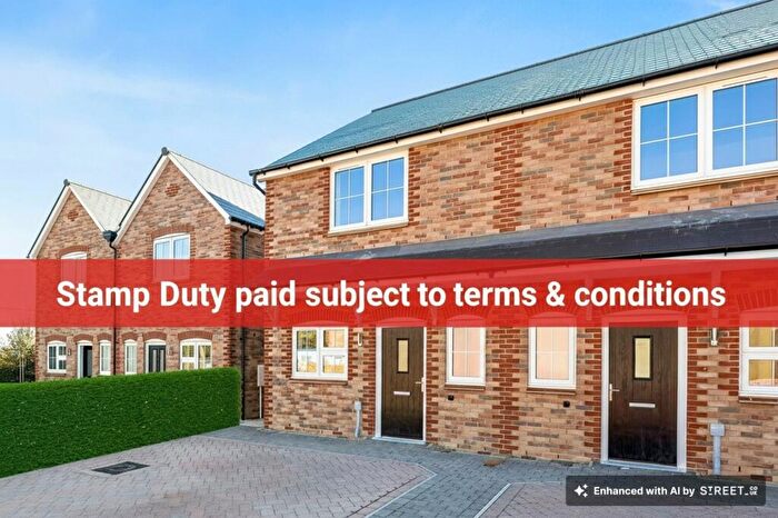 2 Bedroom House For Sale In Oak Park Place, Goldbridge Road, BN8