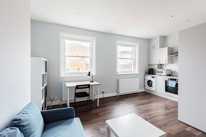 1 Bedroom Flat To Rent In Goodge Street, Fitzrovia, W1T