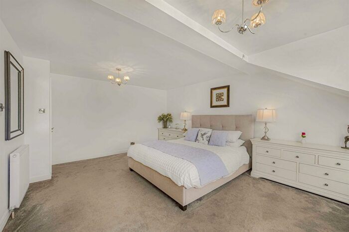 5 Bedroom Detached House For Sale In Sycamore Crescent, Macclesfield, SK11