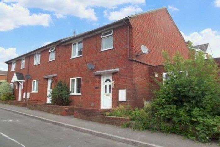 3 Bedroom Property To Rent In Barnack Courtyard, Blandford Forum, DT11