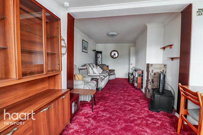 3 Bedroom Bungalow For Sale In Eastmoor Road, Newport, NP19