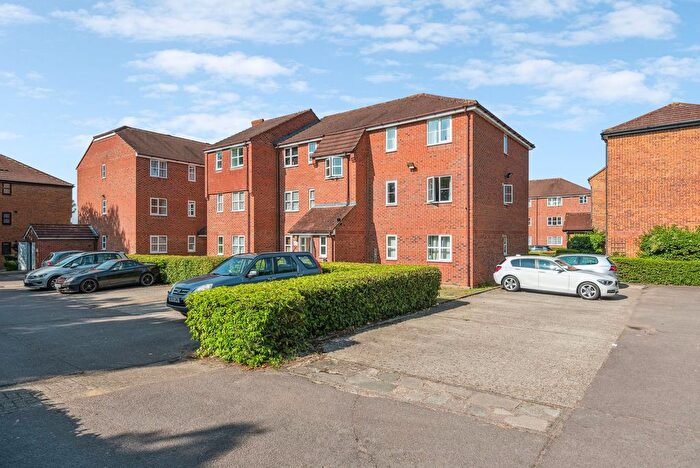 1 Bedroom Flat To Rent In Marmet Avenue, Letchworth Garden City, SG6