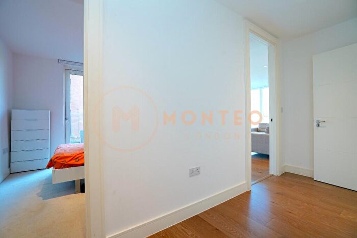 2 Bedroom Flat For Sale In Tizzard Grove, London, SE3