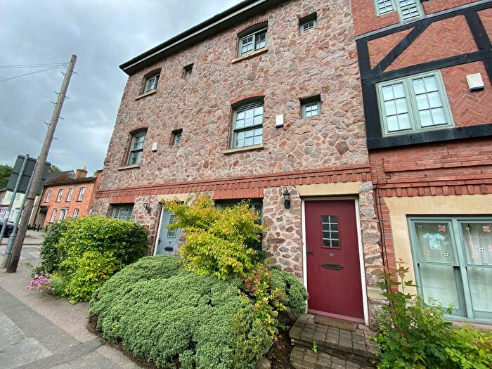 3 Bedroom Semi-Detached House To Rent In Market Place, Mountsorrel, Leicestershire, LE12