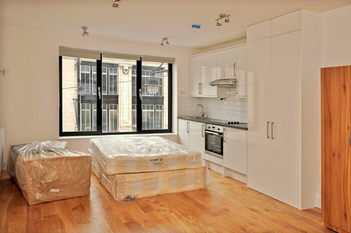 Studio To Rent In Beehive Place, London, SW9