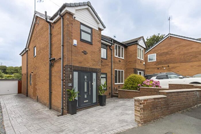 3 Bedroom Semi-Detached House To Rent In Silverdale Drive, Lees, OL4