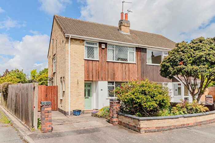 3 Bedroom Semi-Detached House For Sale In Bidford Close, Leicester, LE3