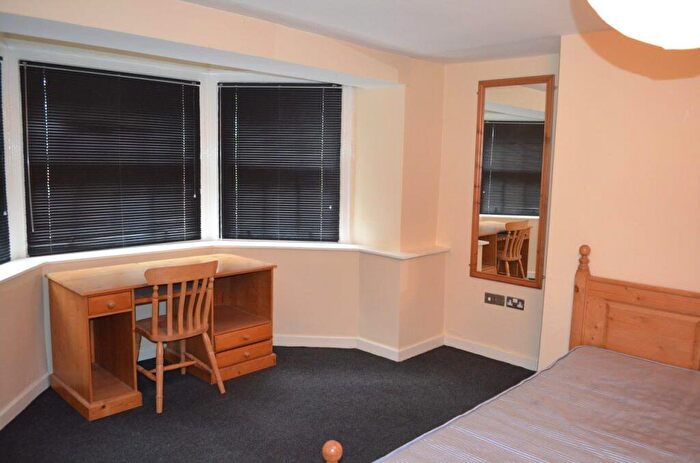 6 Bedroom Apartment To Rent In North Terrace, Newcastle Upon Tyne, NE2