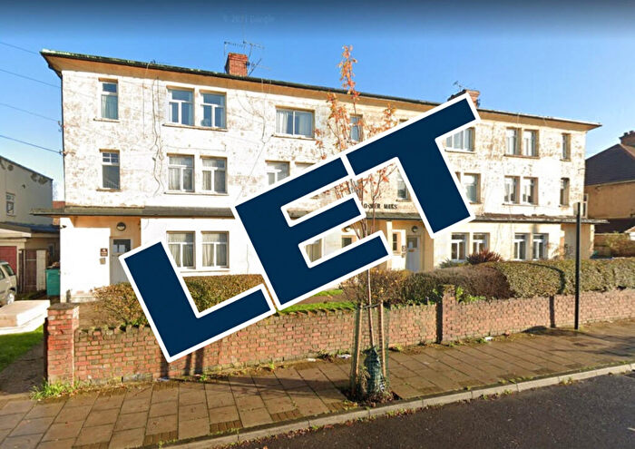 2 Bedroom Flat To Rent In Vancouver Mansions, Burnt Oak, HA8