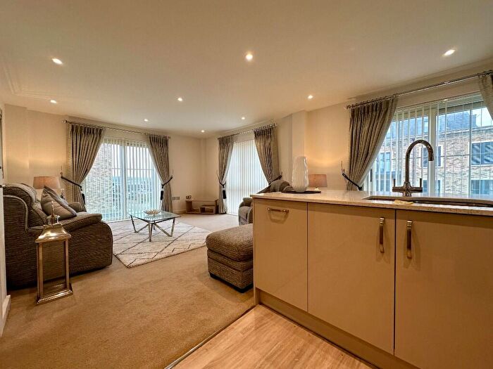 2 Bedroom Retirement Property For Sale In Fountain Way, Salisbury, Wiltshire, SP2