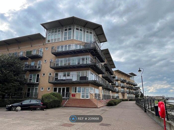 2 Bedroom Flat To Rent In Portland Place, Greenhithe, DA9