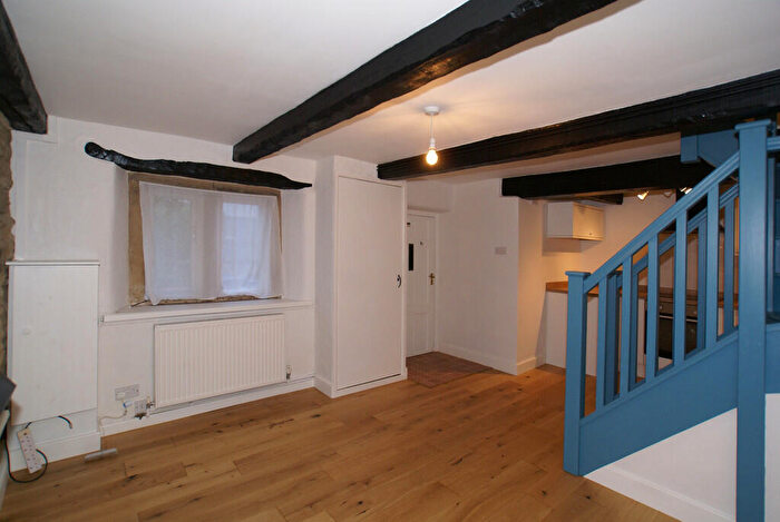 2 Bedroom End Of Terrace House To Rent In Bankside, Youlgrave, DE45