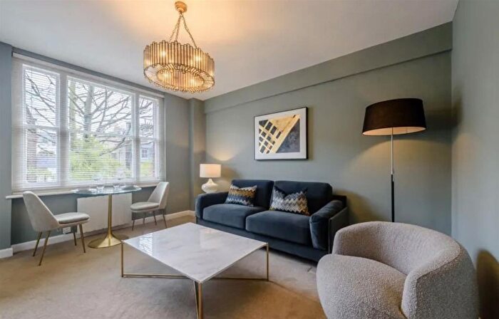 1 Bedroom Flat To Rent In Hill Street, London, W1J