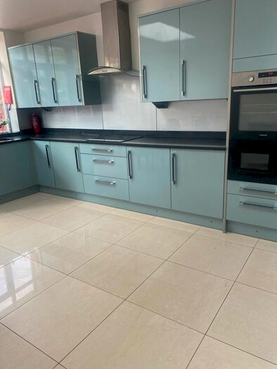 4 Bedroom Terraced House To Rent In Rostella Road, London, SW17