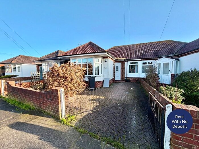 2 Bedroom Bungalow To Rent In Coxes Lane, Ramsgate, Kent, CT12