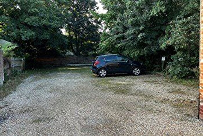 Property To Rent In High Street, Lymington, Hampshire, SO41