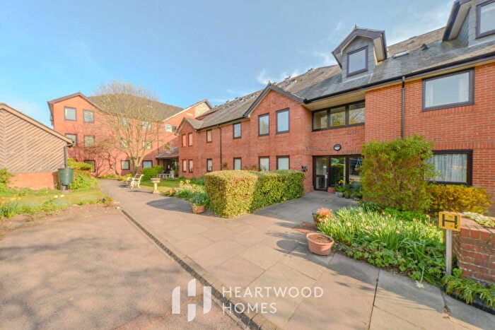 2 Bedroom Retirement Property For Sale In Cotsmoor Granville Road, St. Albans, AL1