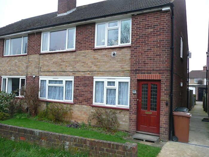 2 Bedroom Maisonette To Rent In Watford Road, Croxley Green, Hertfordshire, WD3