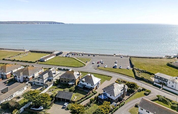 4 Bedroom Detached House For Sale In Hurdles Mead, Milford On Sea, Lymington, Hampshire, SO41