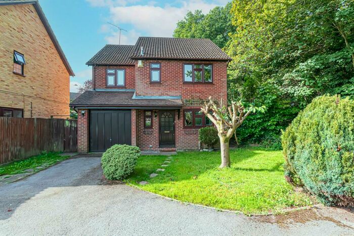 4 Bedroom Detached House To Rent In Maryland, Finchampstead, RG40