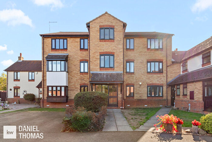 2 Bedroom Apartment For Sale In Daniel Thomas | Vicarage Court, Horseshoe Close, Waltham Abbey, EN9
