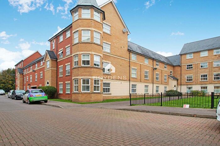 2 Bedroom Apartment To Rent In Malyon Close, Braintree, CM7