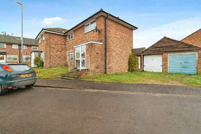 3 Bedroom End Of Terrace House For Sale In Holworthy Road, Norwich, NR5