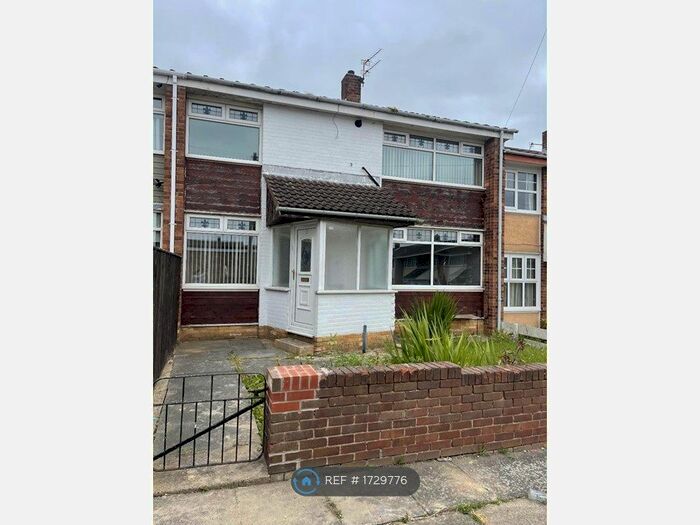 3 Bedroom Terraced House To Rent In Longfellow Walk, Hartlepool, TS25