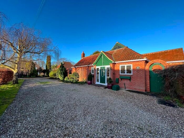 3 Bedroom Detached Bungalow For Sale In Northgate Lane, Grimoldby, Nr Louth, LN11