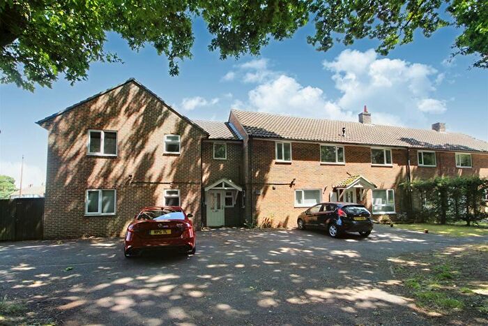 2 Bedroom Flat For Sale In Holly Court, Burghfield Common, RG7