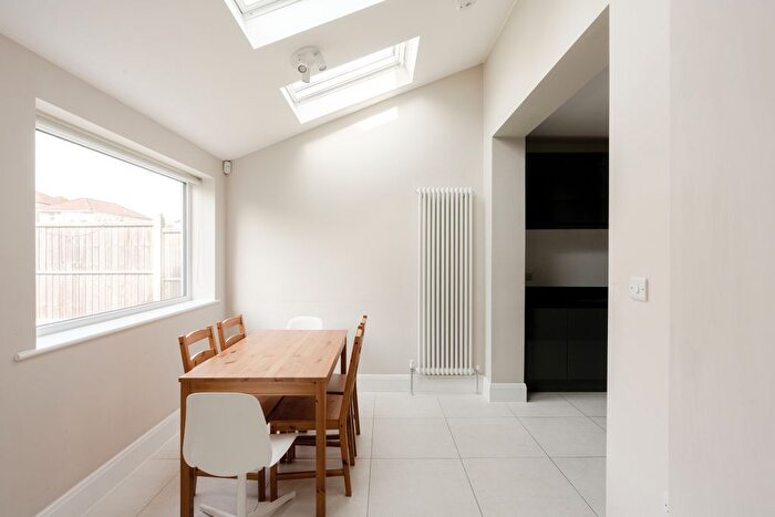 3 Bedroom End Terrace House For Sale In Filton Grove, Horfield, Bristol, BS7