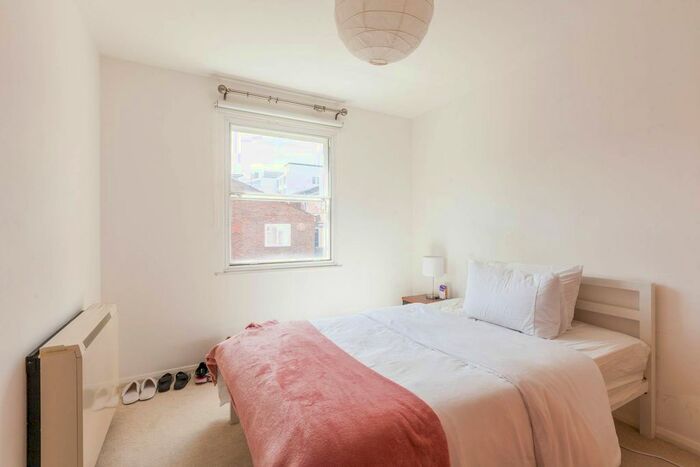 2 Bedroom Flat To Rent In Chicksand Street, Brick Lane, London, E1