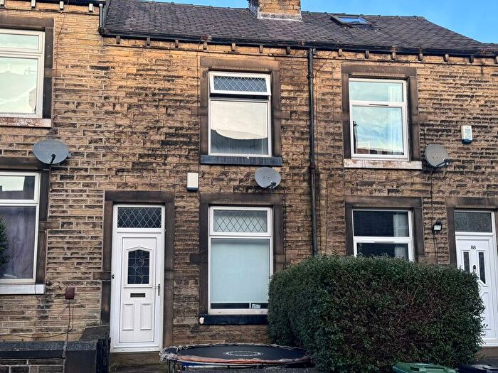 2 Bedroom Terraced House For Sale In Crosland Street, Huddersfield, HD4