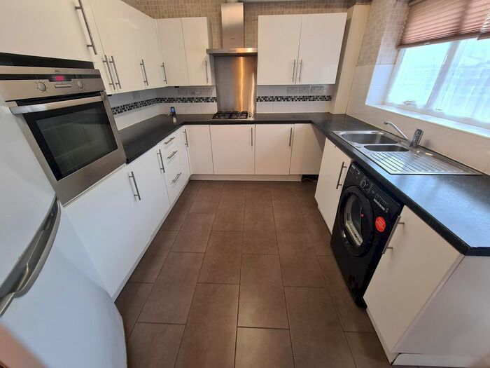 3 Bedroom Property To Rent In Plough Avenue, Quinton, Birmingham, B32