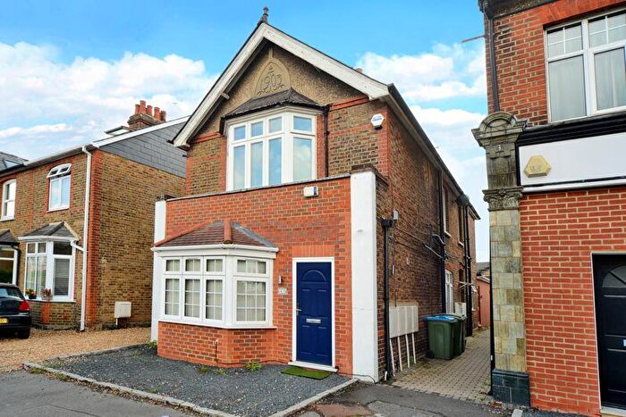 1 Bedroom Apartment To Rent In Molesey Road, Walton-On-Thames, KT12