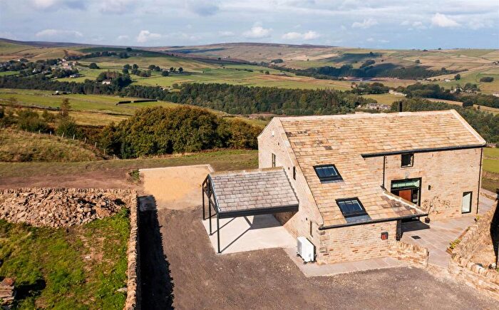 4 Bedroom Detached House For Sale In West Barn, Moss Edge Farm, Holmbridge, HD9