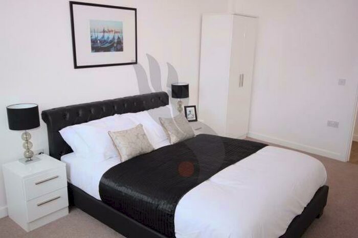 3 Bedroom Apartment To Rent In Celestial House, Cordelia Street, Borough Of Tower Hamlets, E14